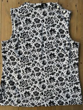Talbots Black and White Floral Sleeveless Top Size L